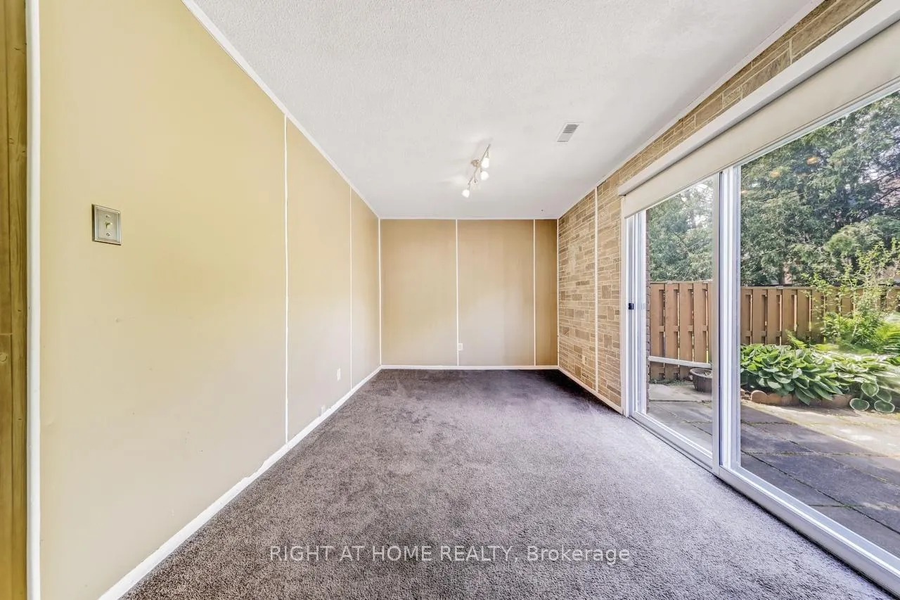 Photo 17 of Unit 9, 9 Ashton Crescent, Brampton, Central Park — HOMEH