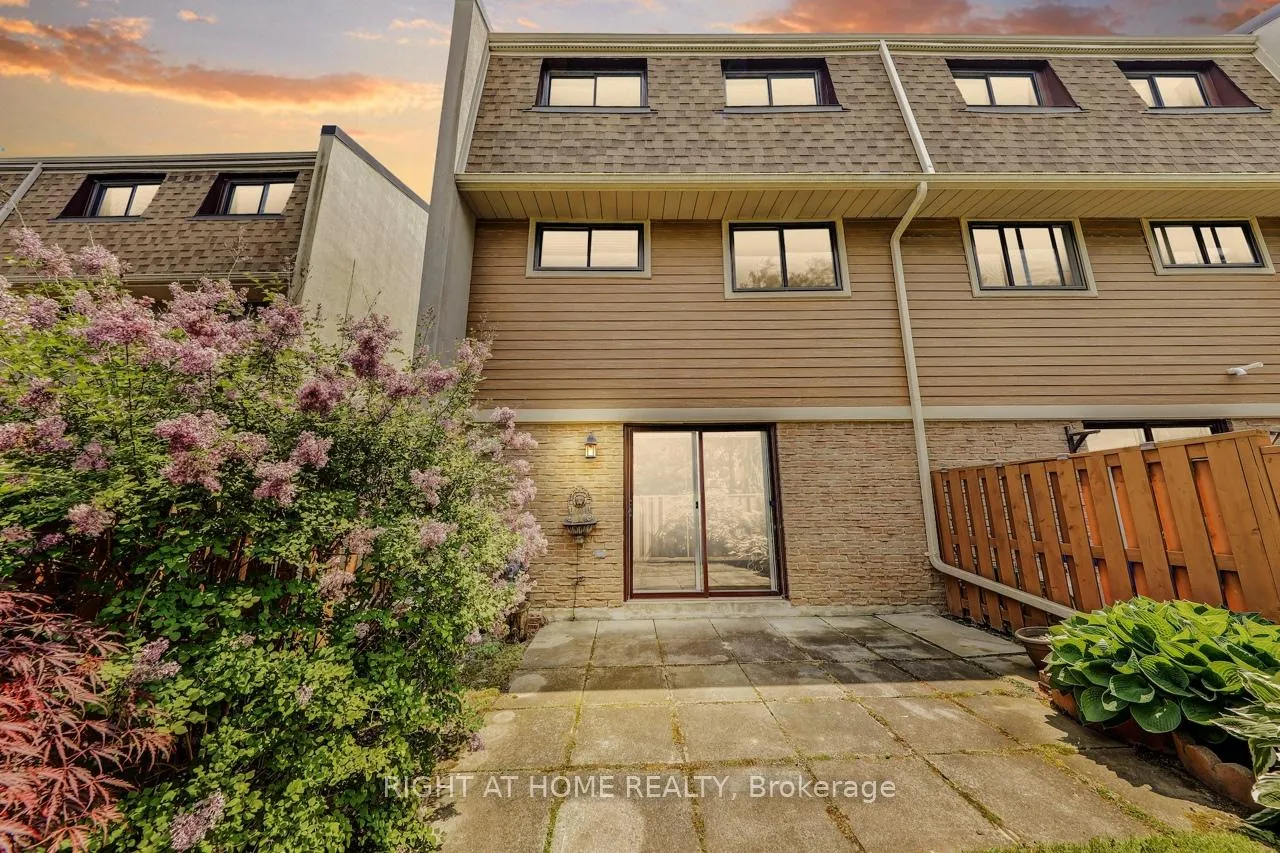 Photo 22 of Unit 9, 9 Ashton Crescent, Brampton, Central Park — HOMEH