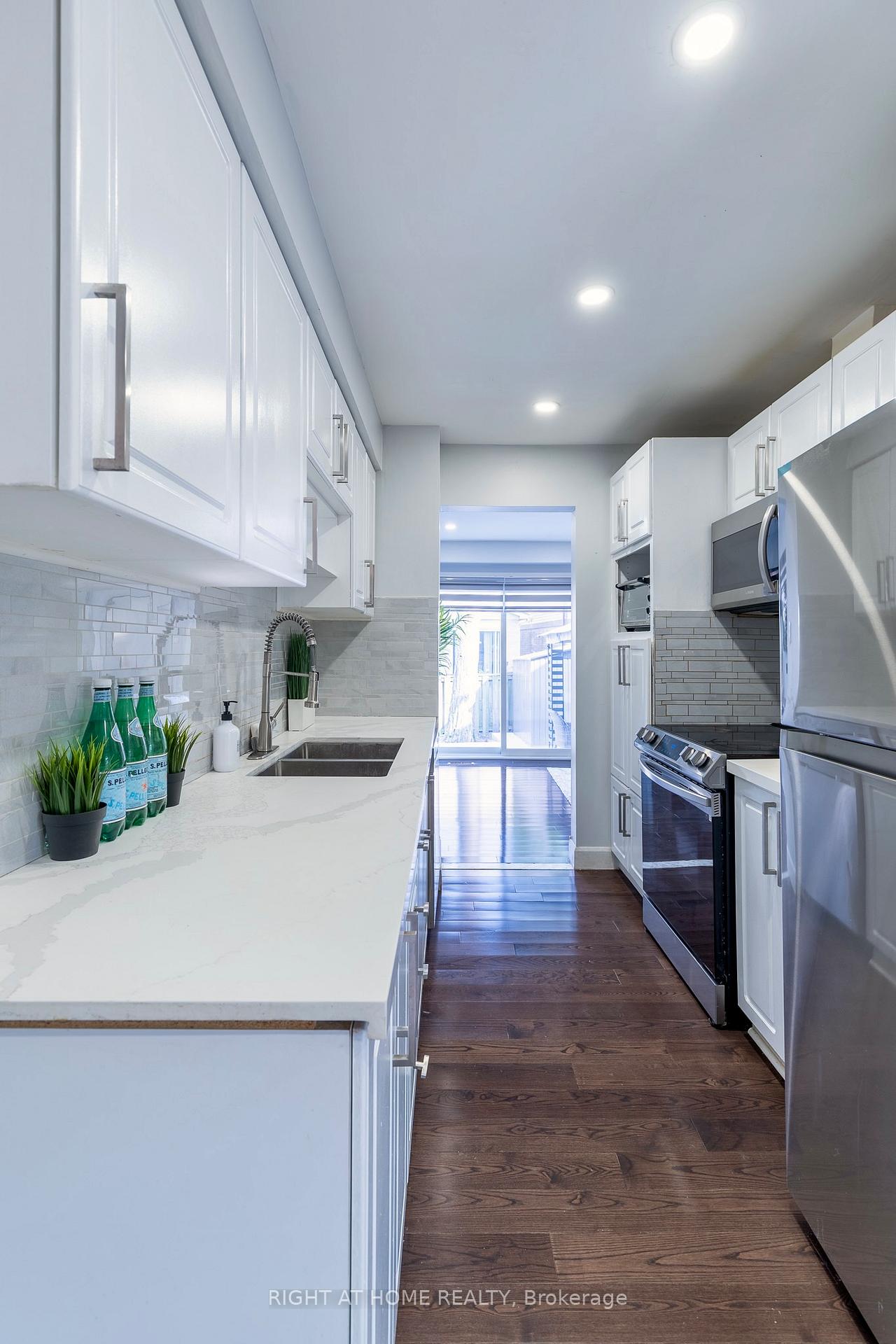 Photo 11 of Unit 7, 113 Alford Crescent, Scarborough, Malvern — HOMEH