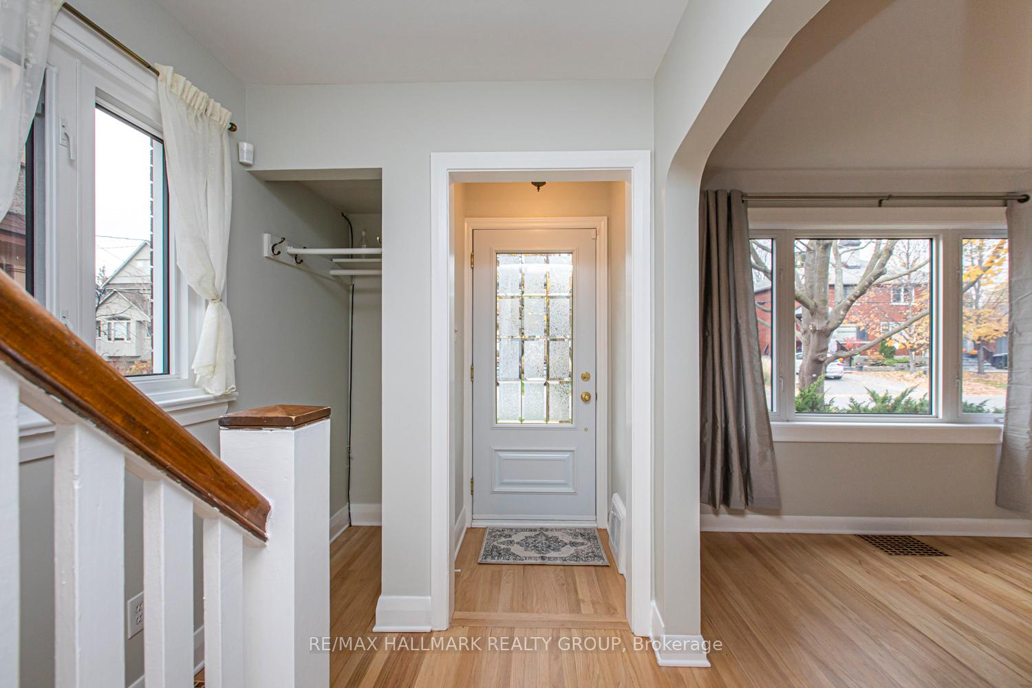 Photo 2 of 519 Cole Avenue, Ottawa, McKellar/Highland — HOMEH