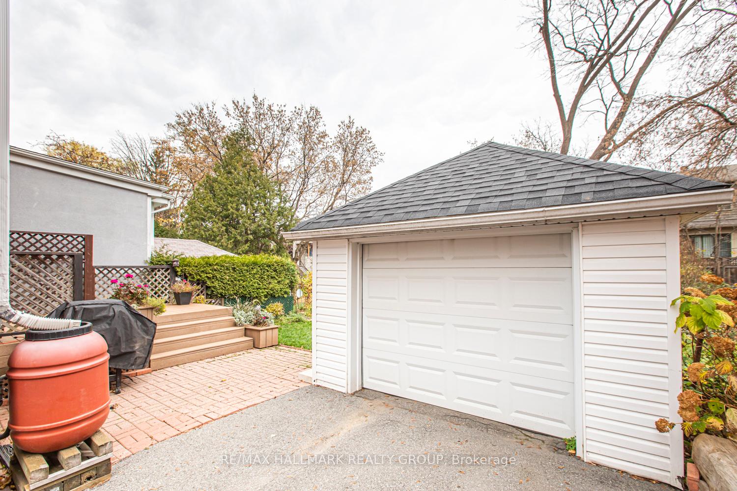 Photo 20 of 519 Cole Avenue, Ottawa, McKellar/Highland — HOMEH