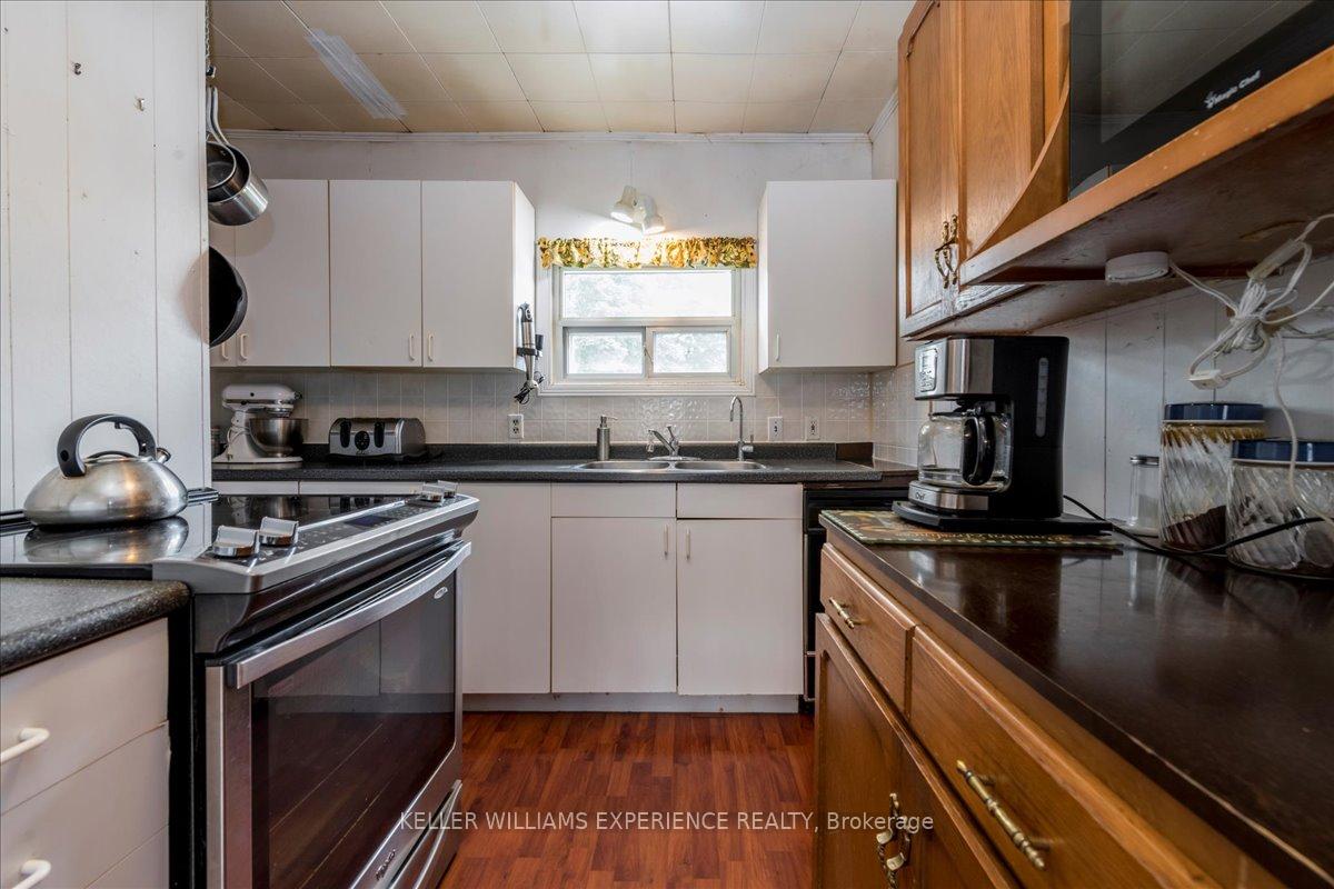 Photo 6 of 227 Southview Road, Barrie, South Shore — HOMEH