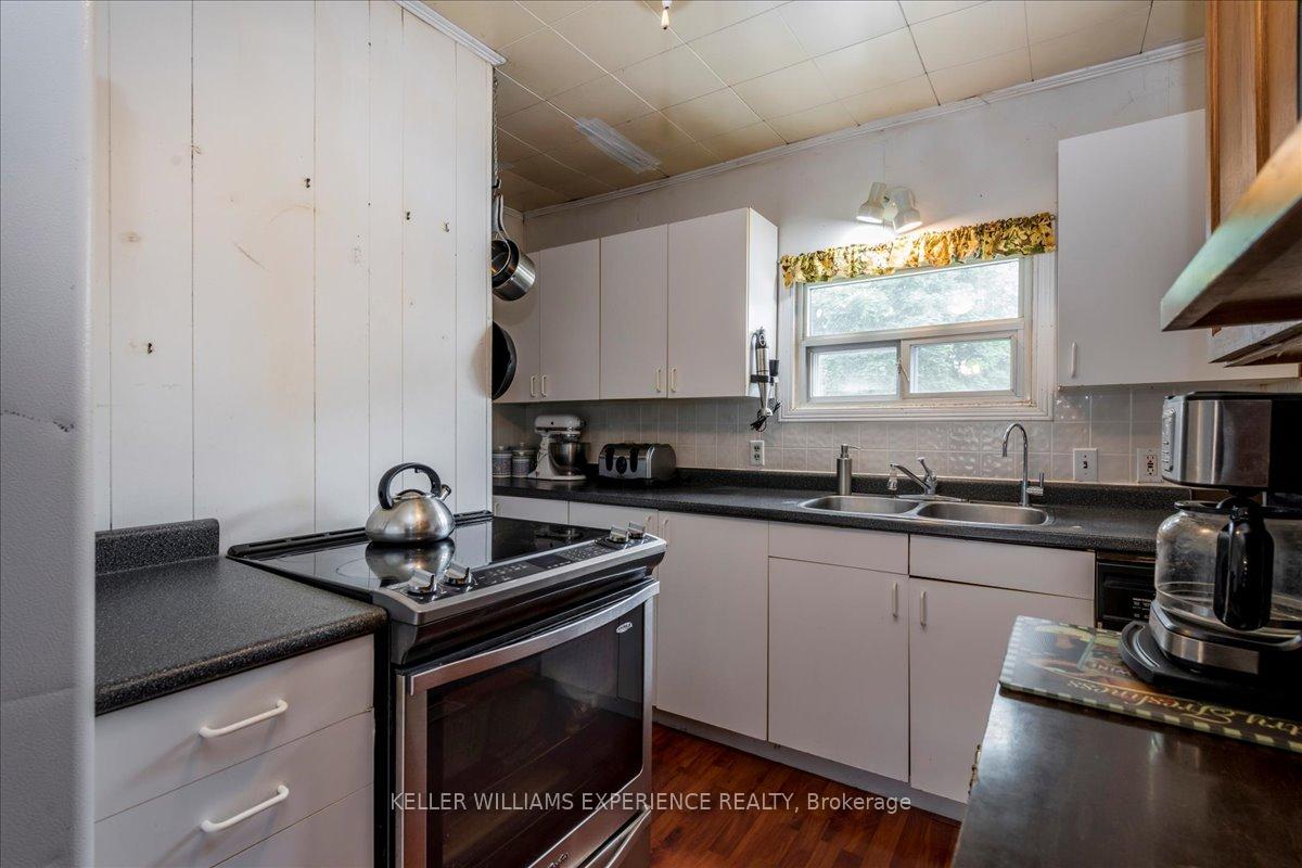 Photo 7 of 227 Southview Road, Barrie, South Shore — HOMEH