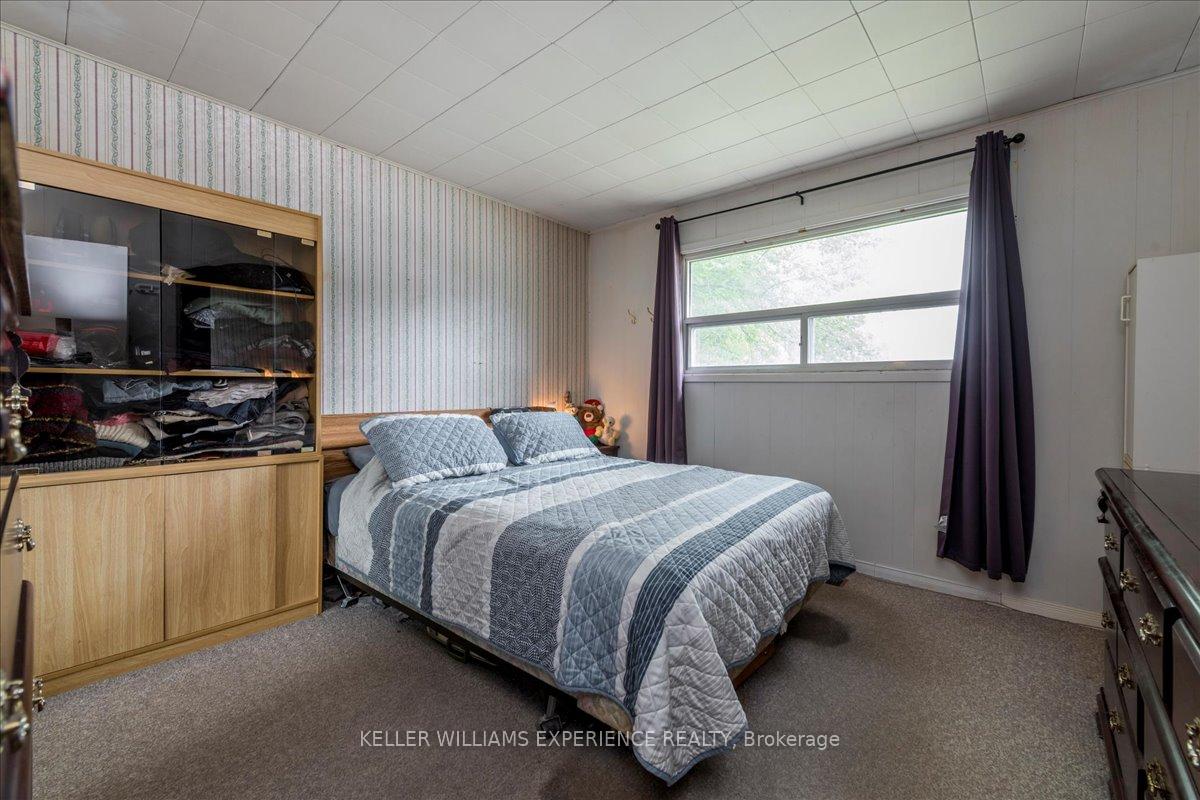 Photo 8 of 227 Southview Road, Barrie, South Shore — HOMEH