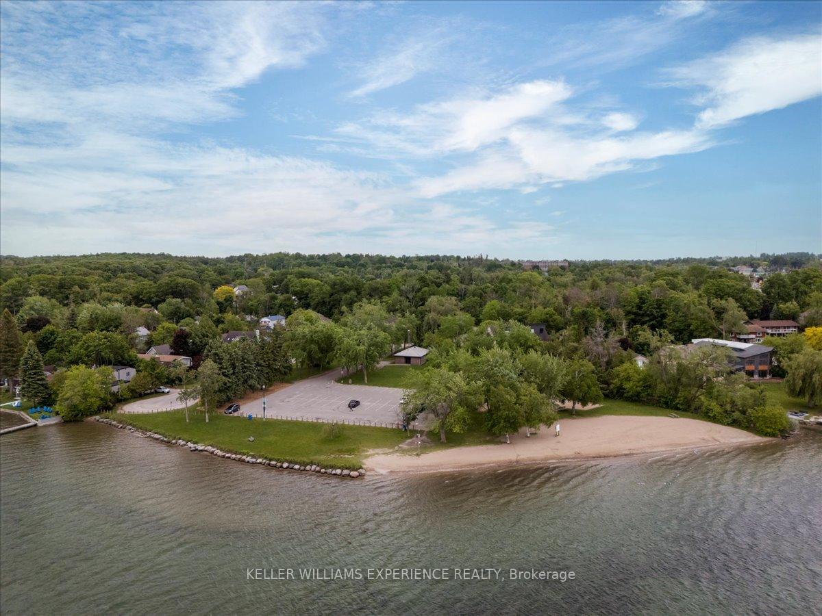 Photo 21 of 227 Southview Road, Barrie, South Shore — HOMEH