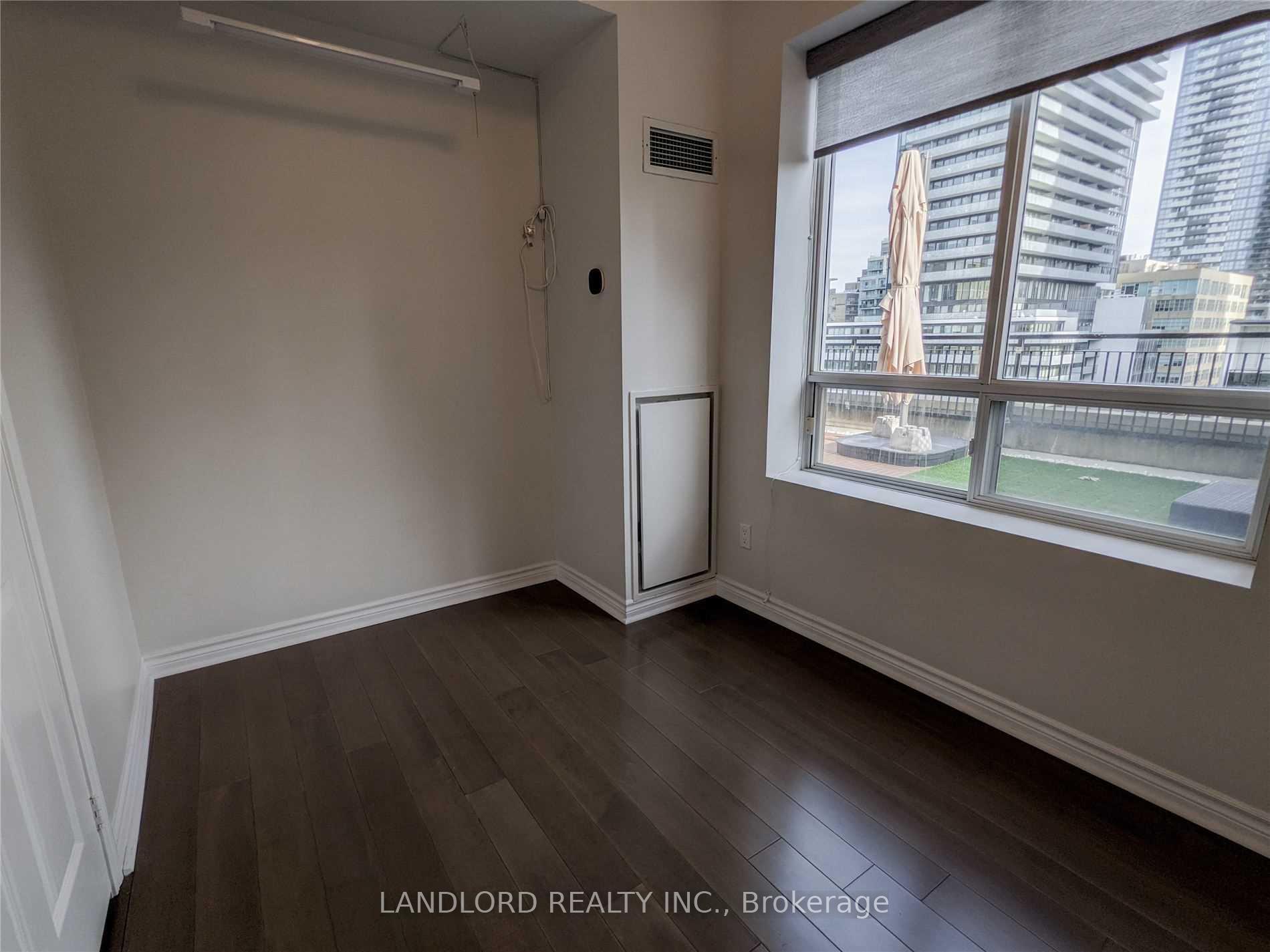 Photo 14 of Unit PH9, 188 Redpath Avenue, Toronto, Mount Pleasant West — HOMEH