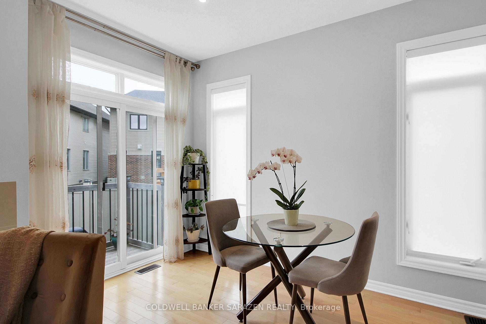 Photo 8 of 226 Southbridge Street, Ottawa, Riverside South/Gloucester Glen — HOMEH
