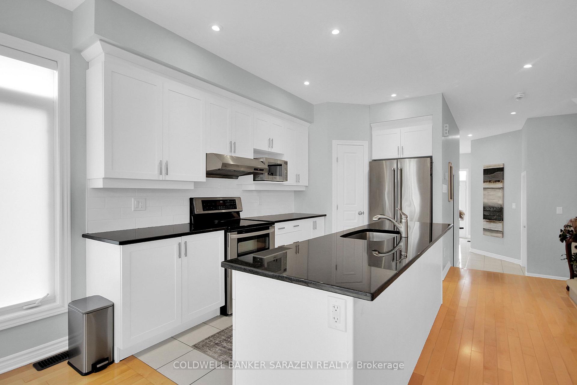 Photo 11 of 226 Southbridge Street, Ottawa, Riverside South/Gloucester Glen — HOMEH