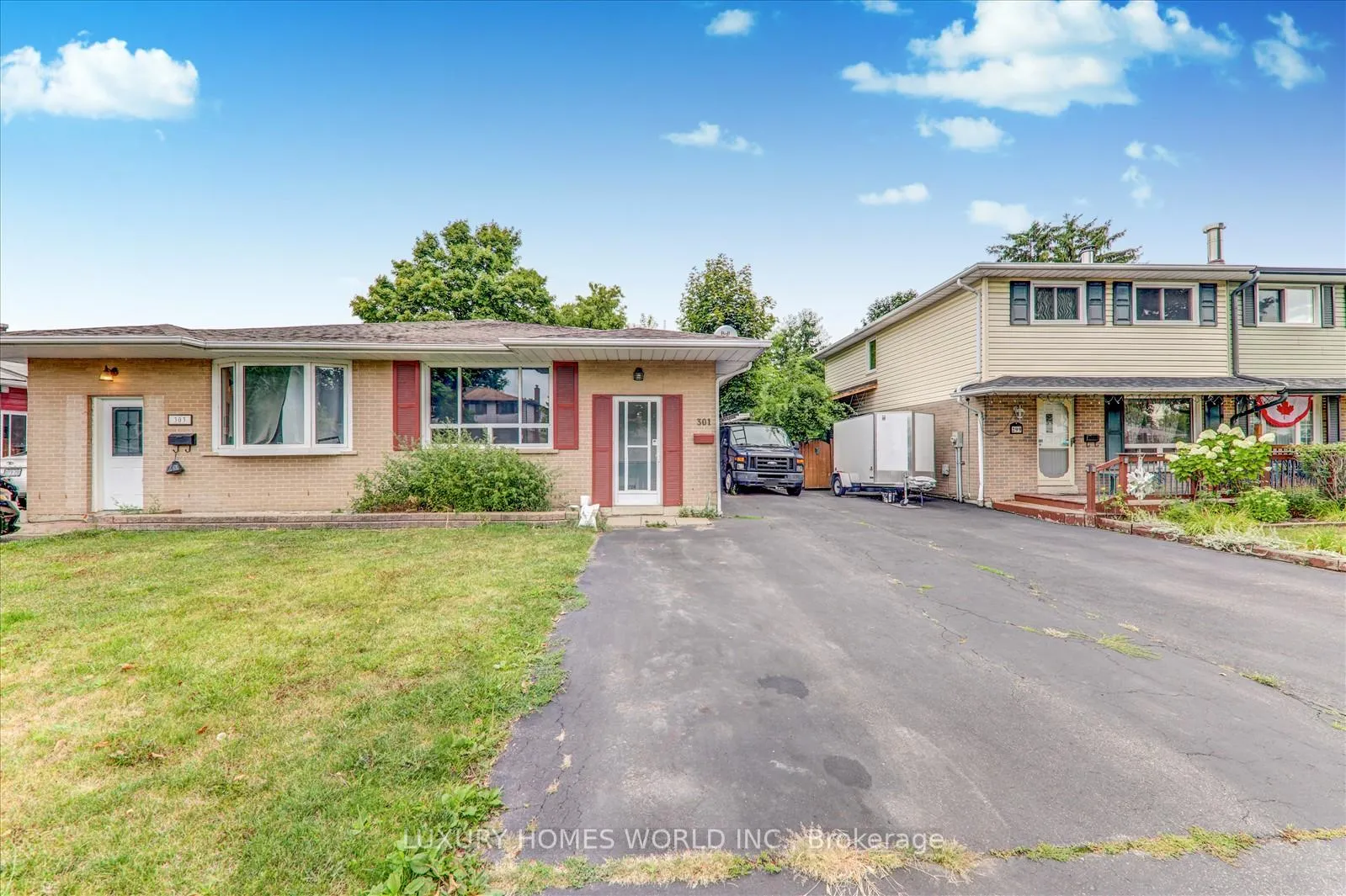 Photo 2 of 301 Archdekin Drive, Brampton, Madoc — HOMEH