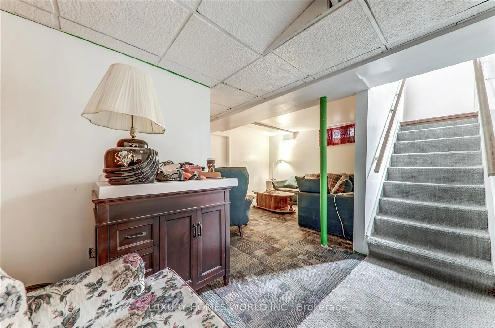 Photo 12 of 301 Archdekin Drive, Brampton, Madoc — HOMEH