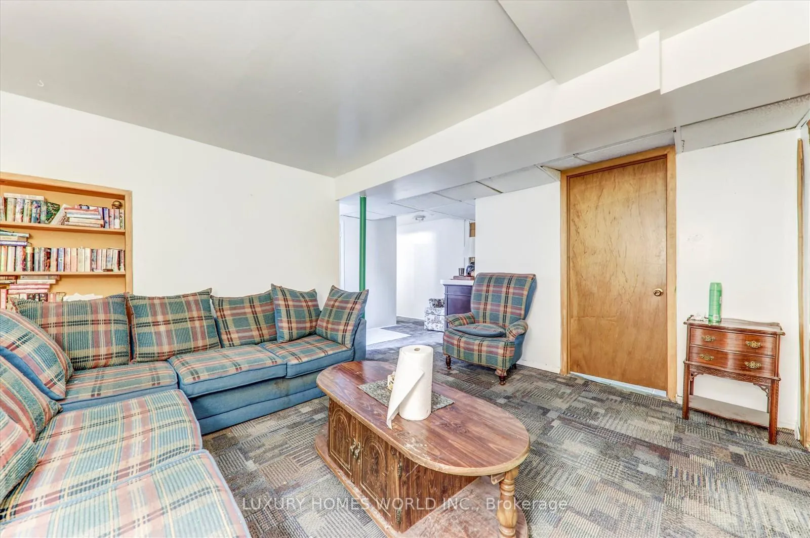 Photo 14 of 301 Archdekin Drive, Brampton, Madoc — HOMEH
