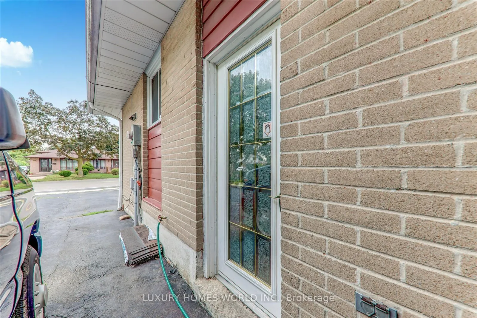Photo 20 of 301 Archdekin Drive, Brampton, Madoc — HOMEH