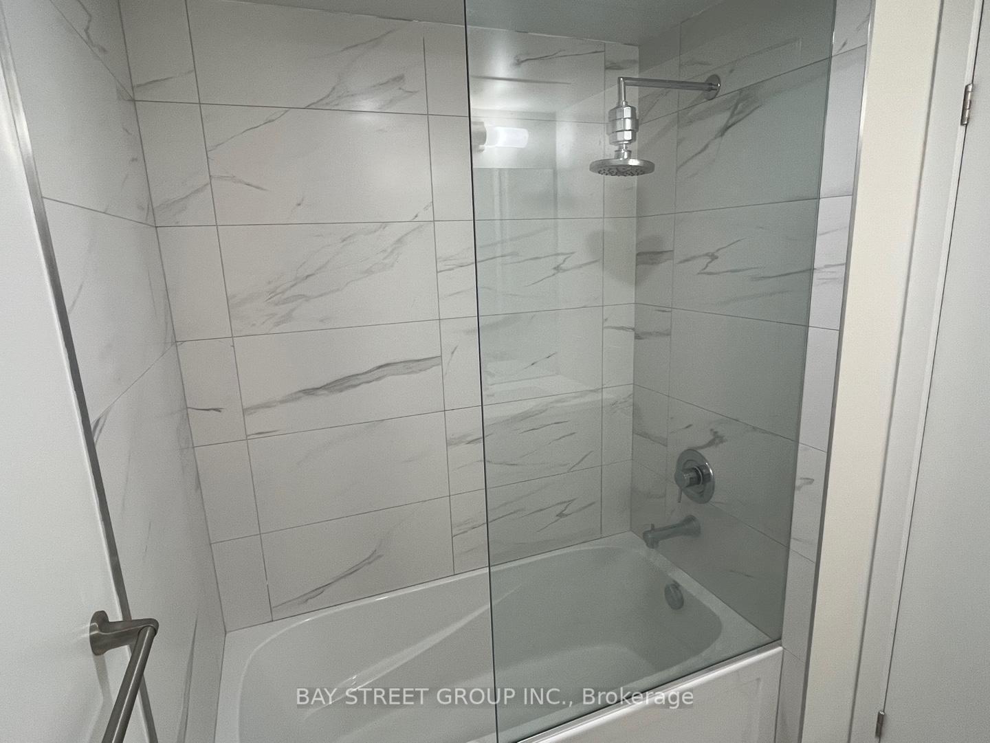 Photo 8 of Unit 3905, 138 Downes Street, Toronto, Waterfront Communities — HOMEH