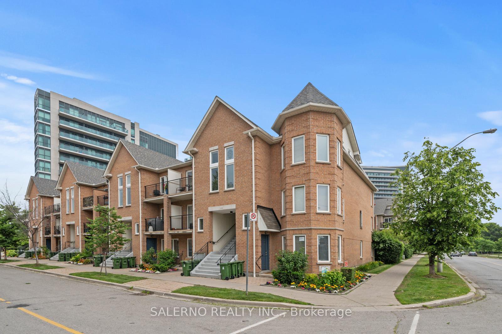 Photo 5 of Unit 302, 128 Aerodrome Crescent, Toronto, Thorncliffe Park — HOMEH