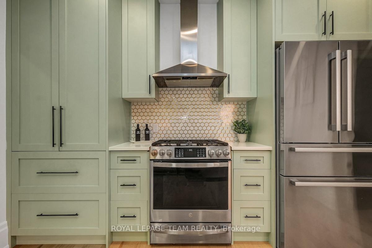 Photo 17 of 8 Pretoria Avenue, Ottawa, Glebe — HOMEH