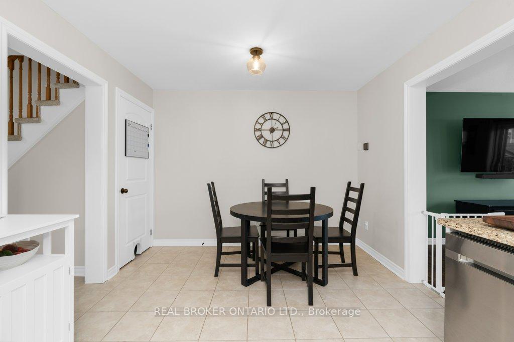 Photo 5 of 105 Banting Crescent, Essa, Angus — HOMEH