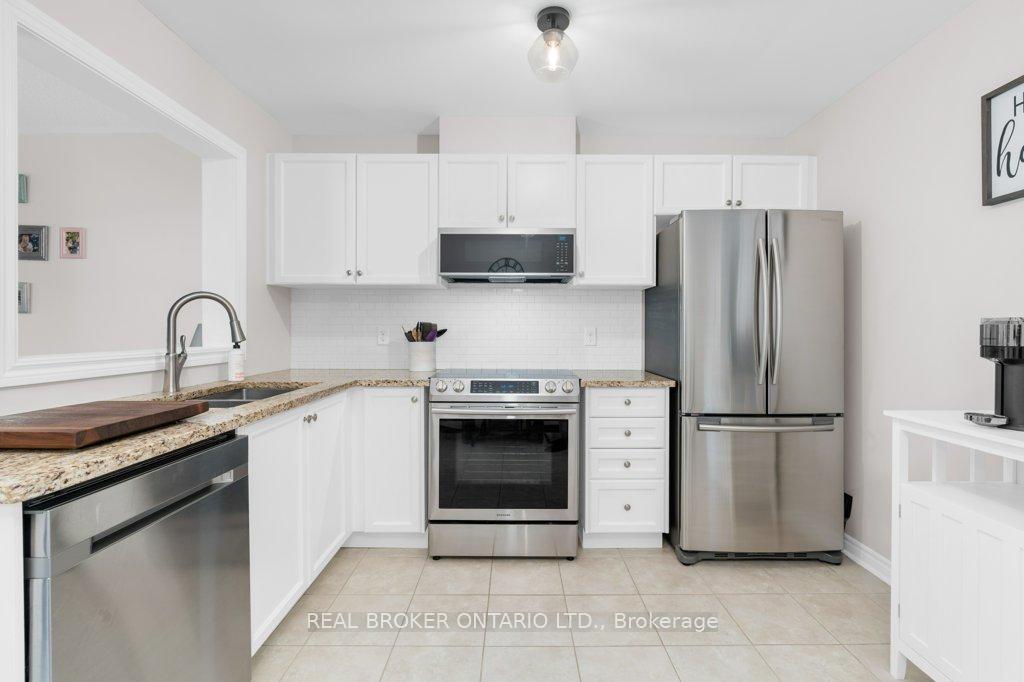 Photo 7 of 105 Banting Crescent, Essa, Angus — HOMEH