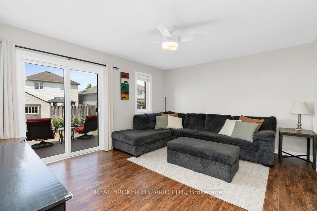 Photo 8 of 105 Banting Crescent, Essa, Angus — HOMEH