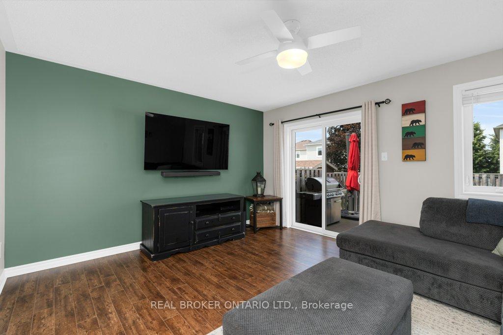 Photo 9 of 105 Banting Crescent, Essa, Angus — HOMEH