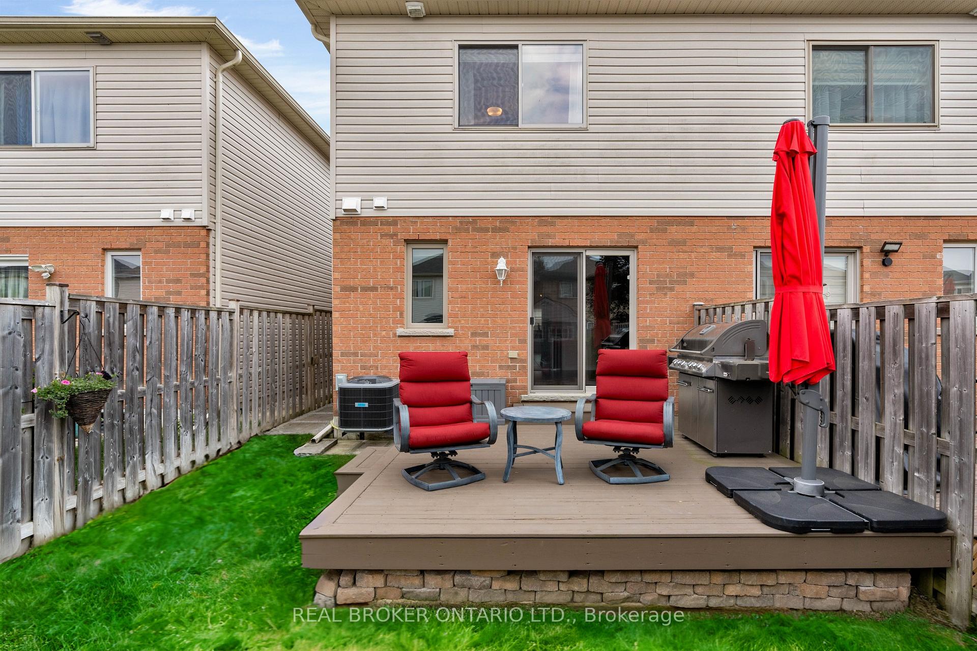 Photo 11 of 105 Banting Crescent, Essa, Angus — HOMEH