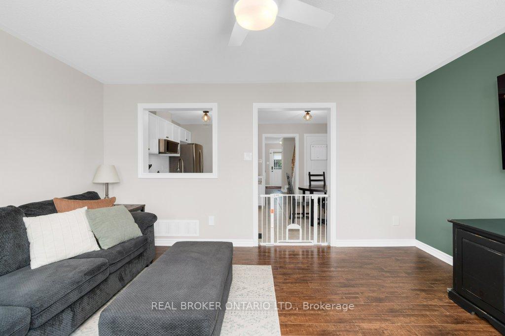 Photo 16 of 105 Banting Crescent, Essa, Angus — HOMEH