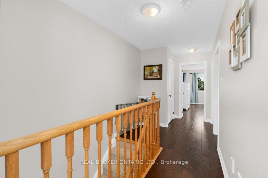 Photo 19 of 105 Banting Crescent, Essa, Angus — HOMEH