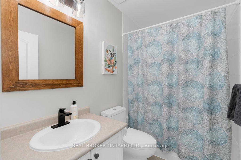 Photo 25 of 105 Banting Crescent, Essa, Angus — HOMEH