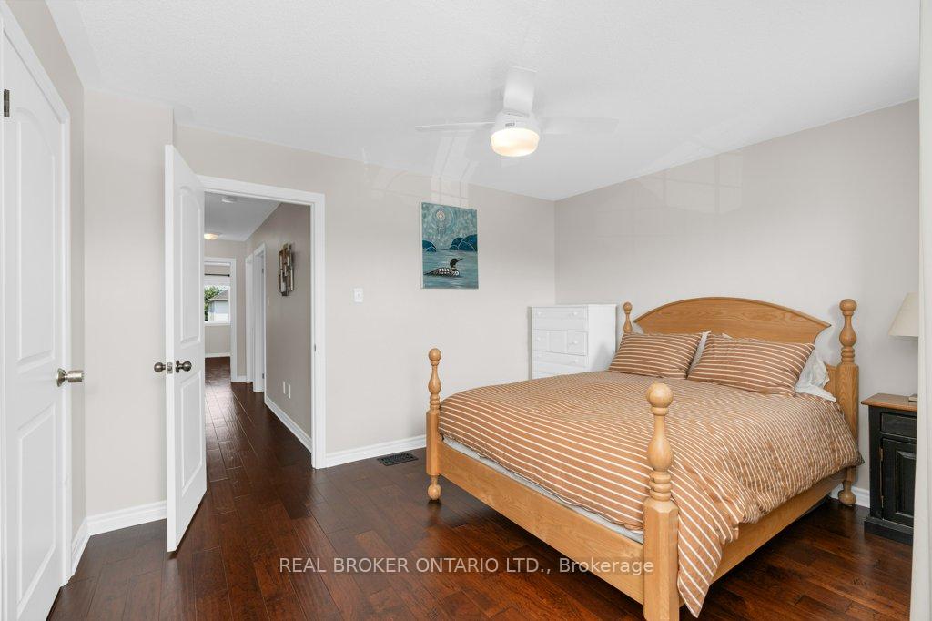 Photo 28 of 105 Banting Crescent, Essa, Angus — HOMEH