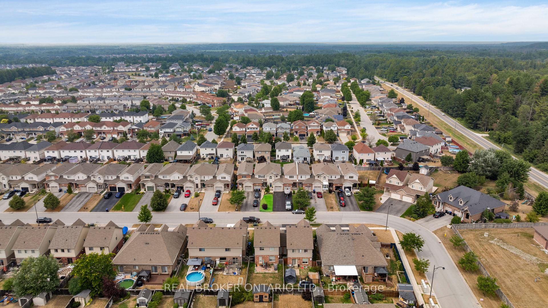 Photo 30 of 105 Banting Crescent, Essa, Angus — HOMEH