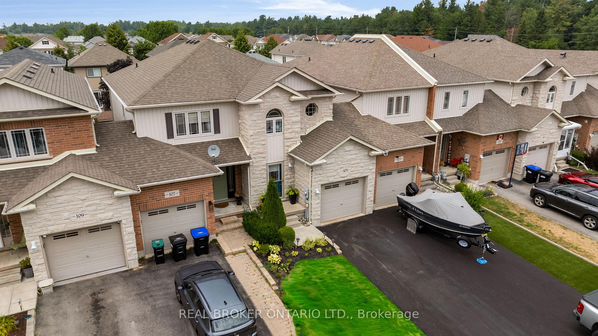 Photo 32 of 105 Banting Crescent, Essa, Angus — HOMEH