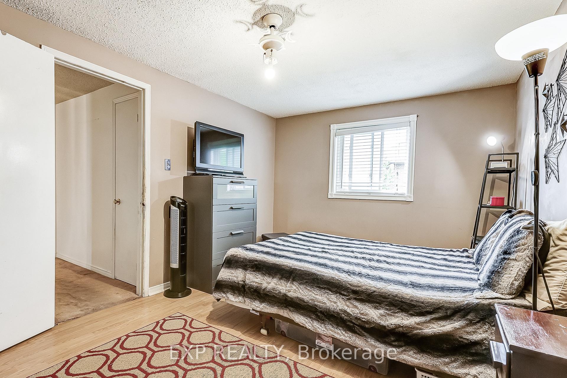 Photo 19 of 19 Blackburn Crescent, Ajax, Central — HOMEH