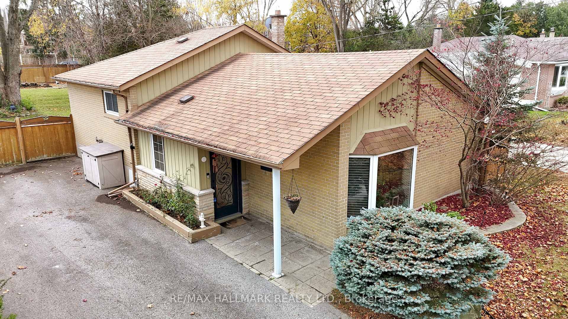 Photo 5 of 57 Richardson Drive, Aurora, Aurora Highlands — HOMEH