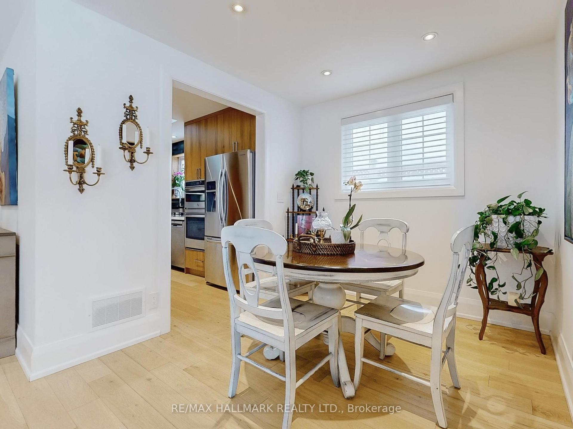 Photo 13 of 57 Richardson Drive, Aurora, Aurora Highlands — HOMEH