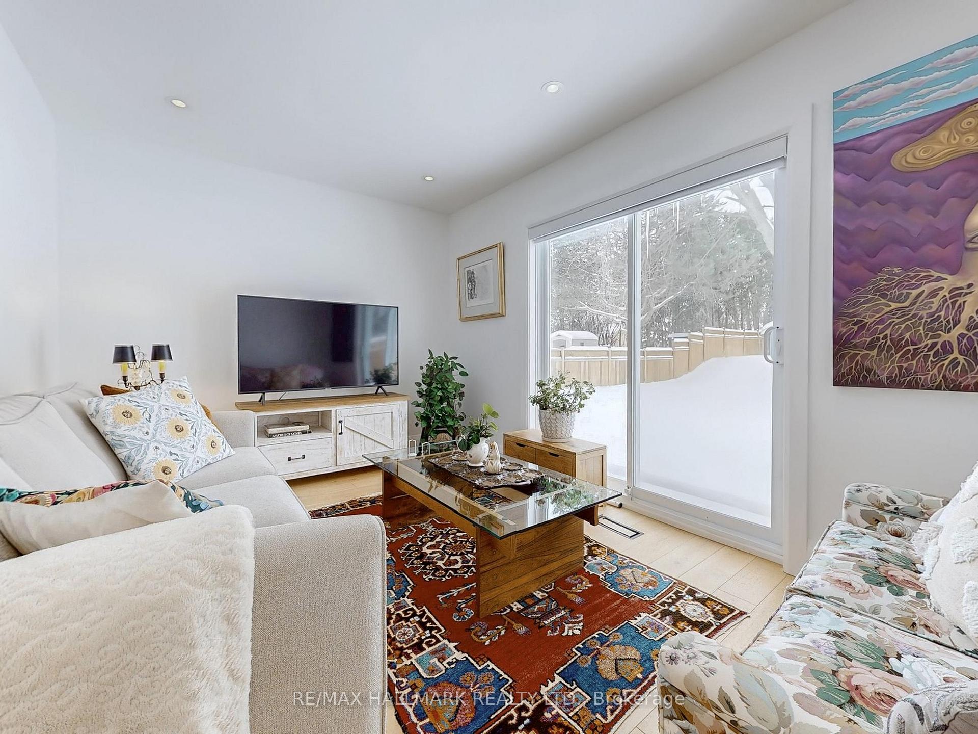 Photo 22 of 57 Richardson Drive, Aurora, Aurora Highlands — HOMEH