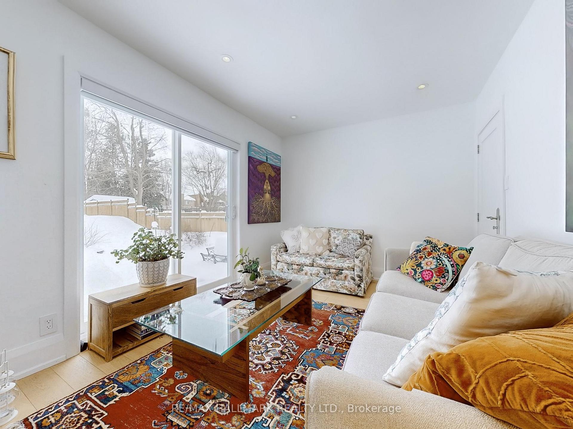 Photo 23 of 57 Richardson Drive, Aurora, Aurora Highlands — HOMEH