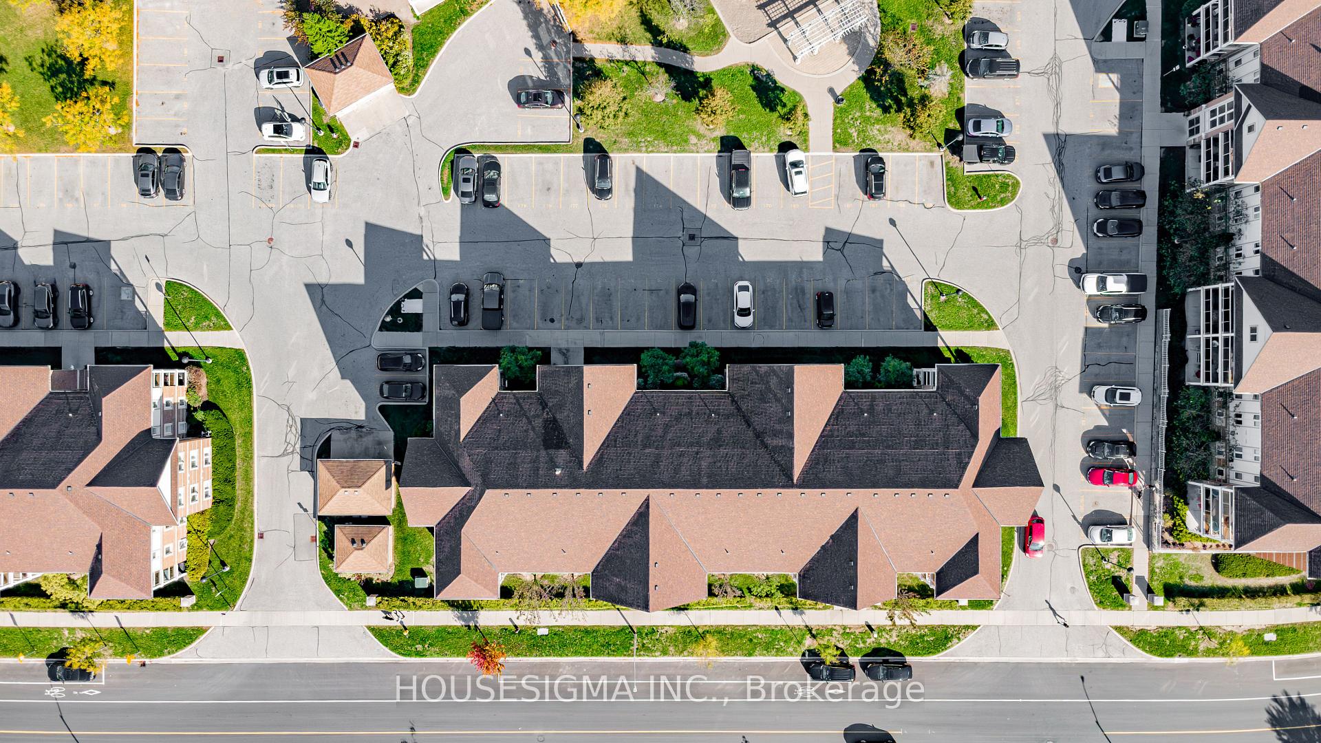 Photo 19 of Unit 206, 136 Aspen Springs Drive, Clarington, Bowmanville — HOMEH