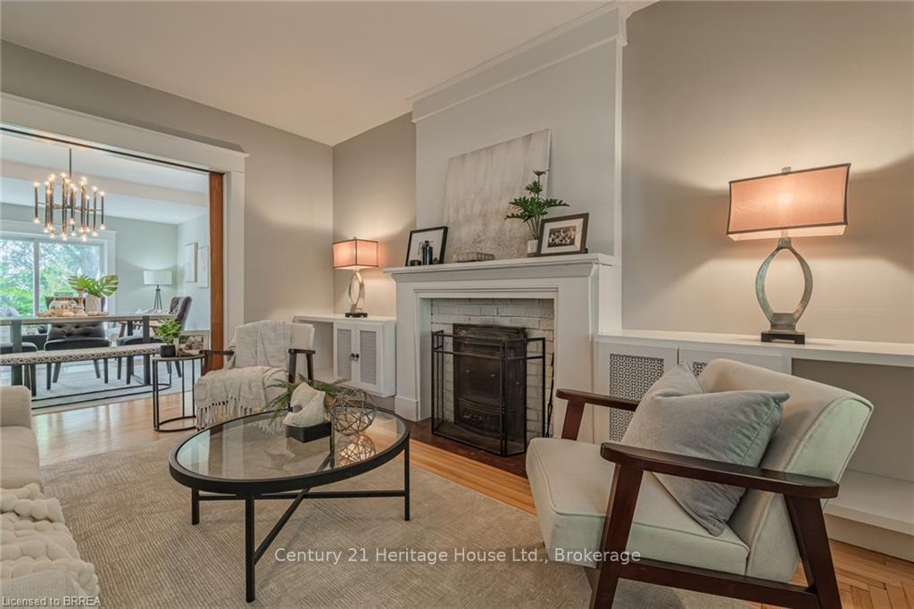 Photo 9 of 30 Banfield Street, Brant, Paris — HOMEH