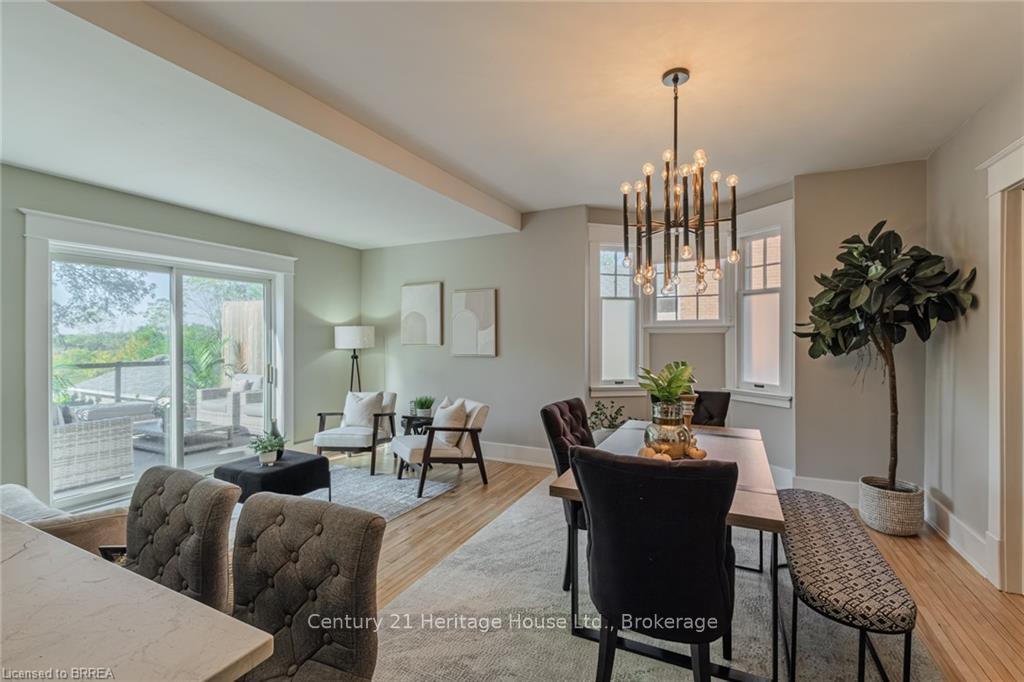 Photo 12 of 30 Banfield Street, Brant, Paris — HOMEH