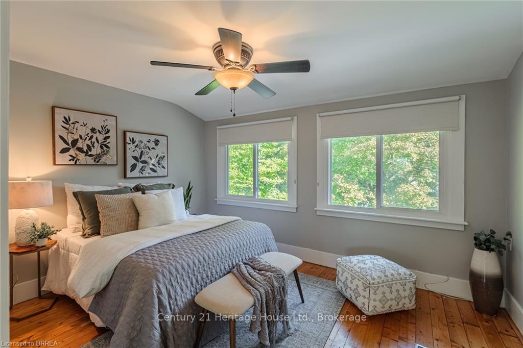 Photo 23 of 30 Banfield Street, Brant, Paris — HOMEH