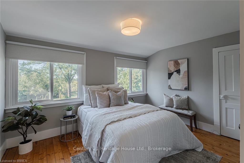 Photo 27 of 30 Banfield Street, Brant, Paris — HOMEH