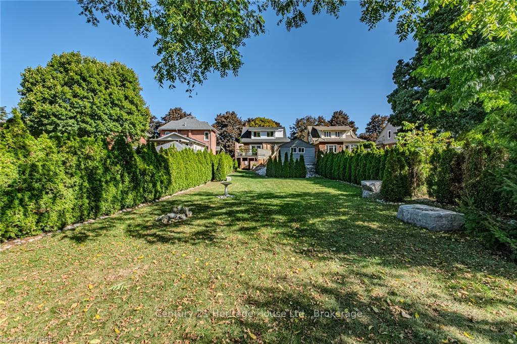 Photo 41 of 30 Banfield Street, Brant, Paris — HOMEH