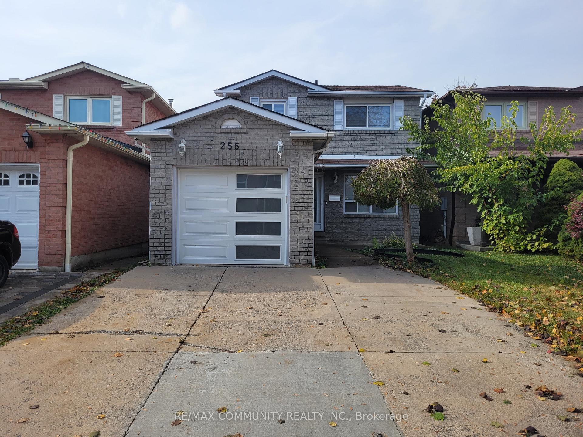 Photo 2 of Unit Upper, 255 Ravenscroft Road, Ajax, Central West — HOMEH