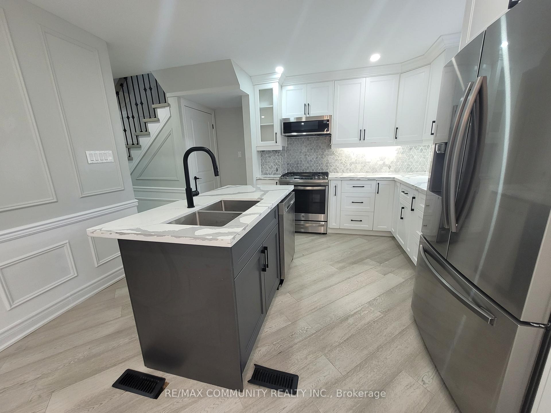 Photo 7 of Unit Upper, 255 Ravenscroft Road, Ajax, Central West — HOMEH