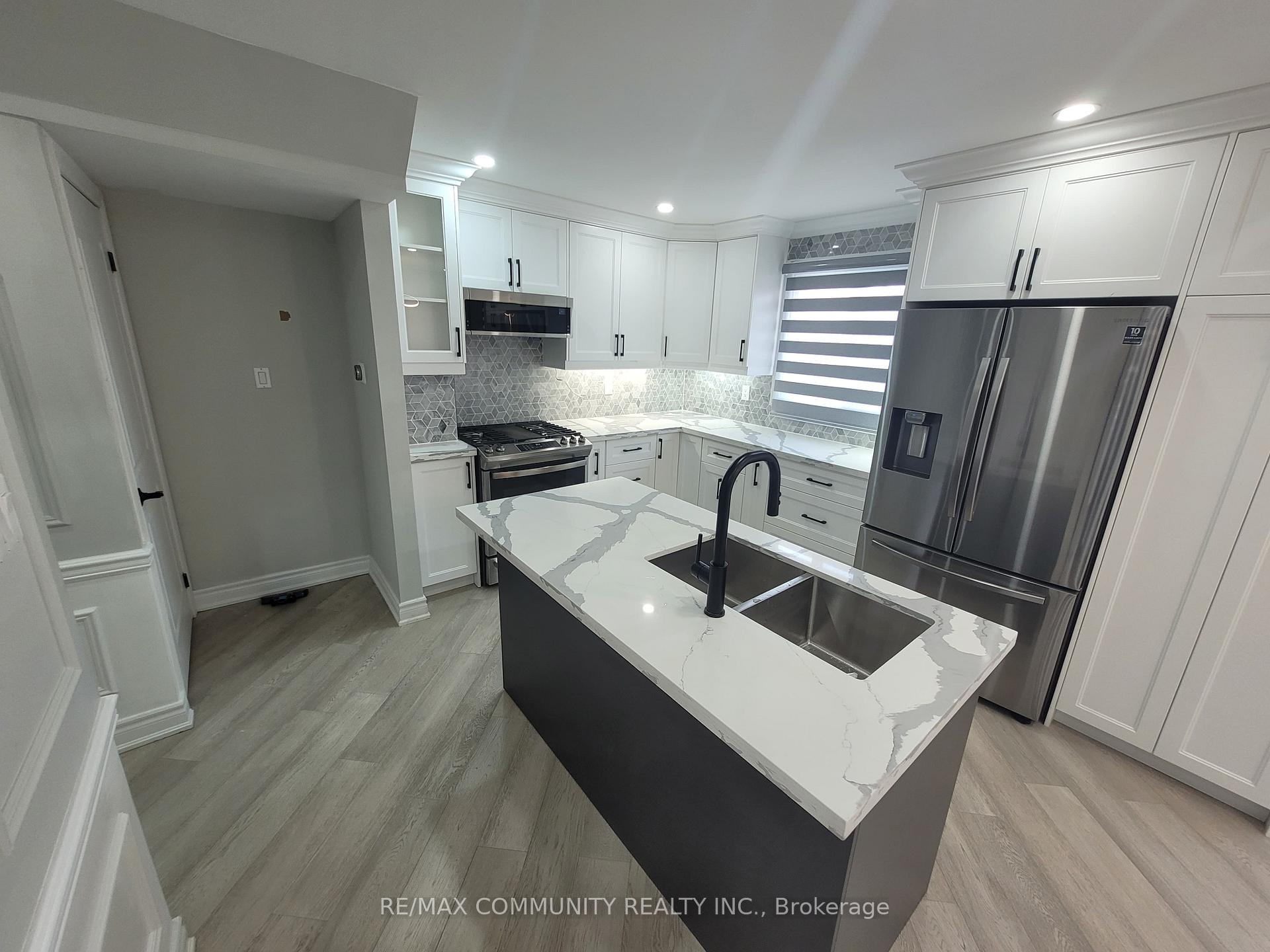 Photo 8 of Unit Upper, 255 Ravenscroft Road, Ajax, Central West — HOMEH