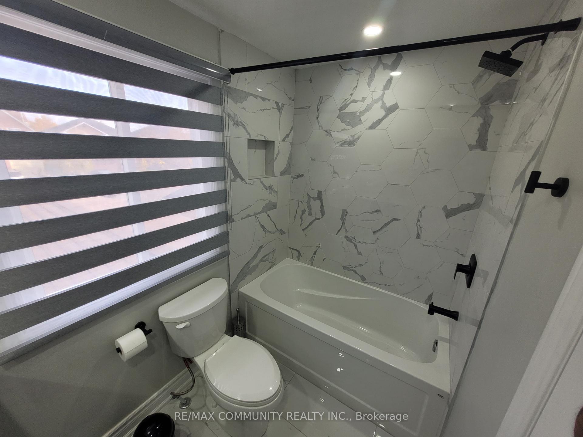 Photo 14 of Unit Upper, 255 Ravenscroft Road, Ajax, Central West — HOMEH