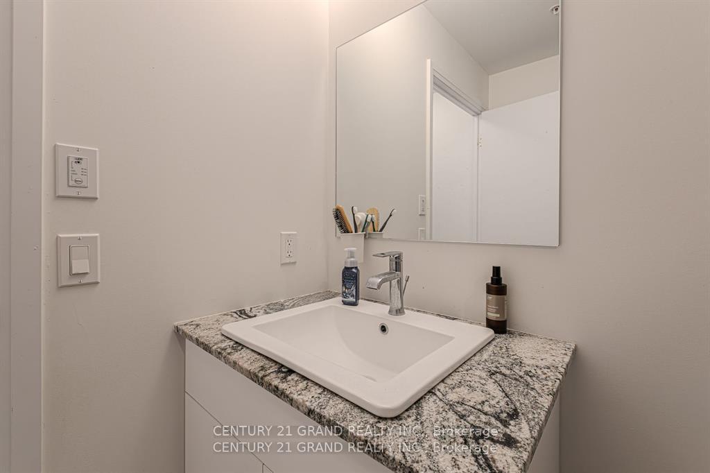 Photo 4 of Unit 503, 60 Charles Street W, Kitchener — HOMEH