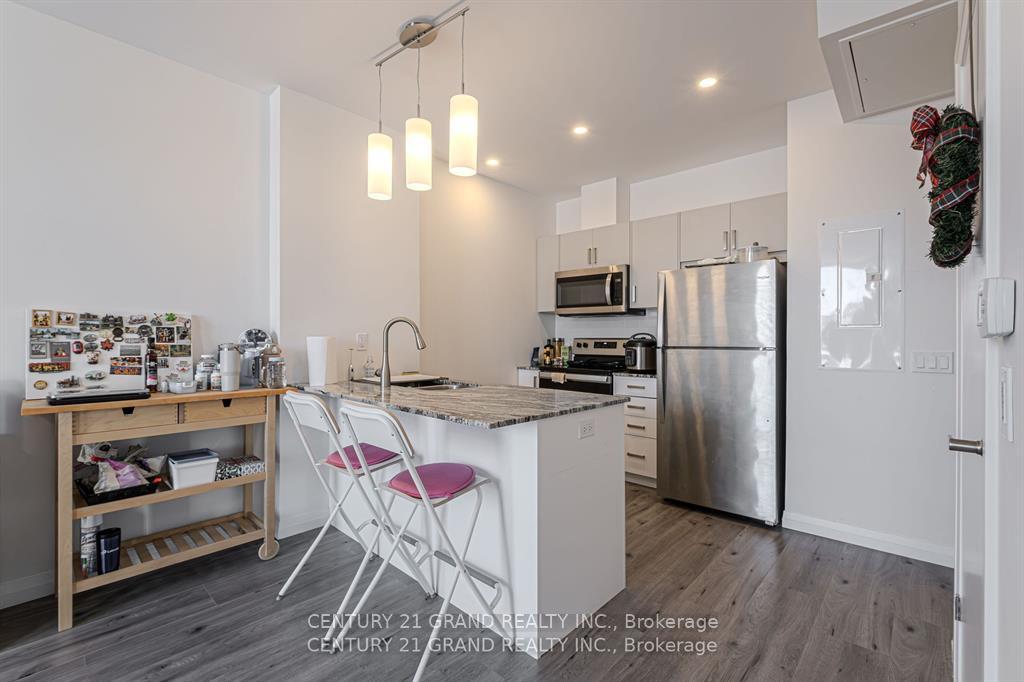 Photo 5 of Unit 503, 60 Charles Street W, Kitchener — HOMEH