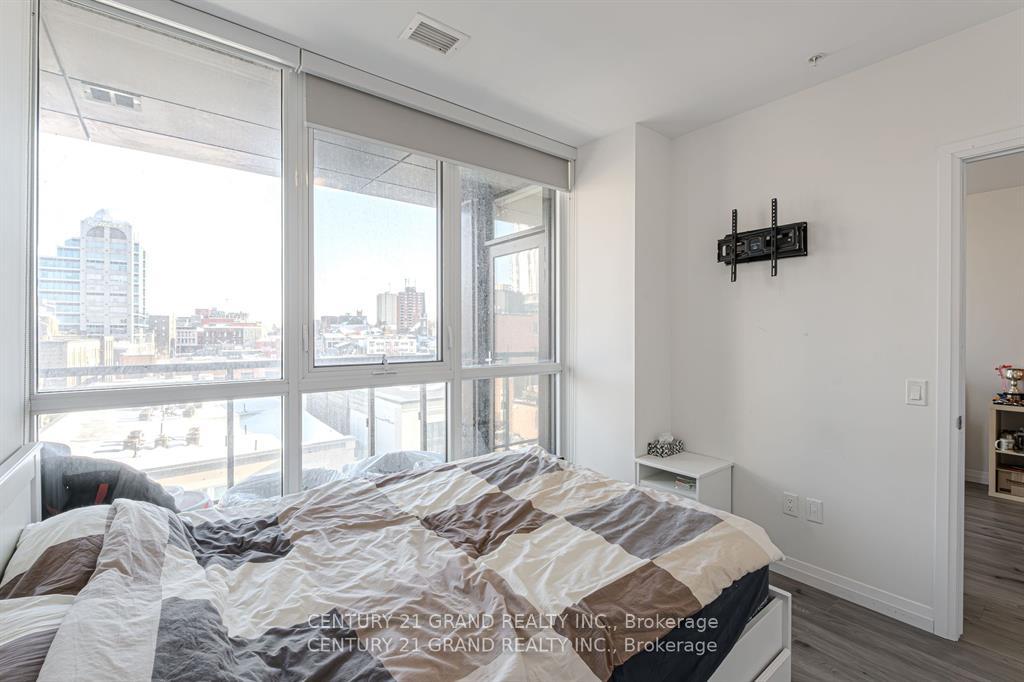 Photo 10 of Unit 503, 60 Charles Street W, Kitchener — HOMEH