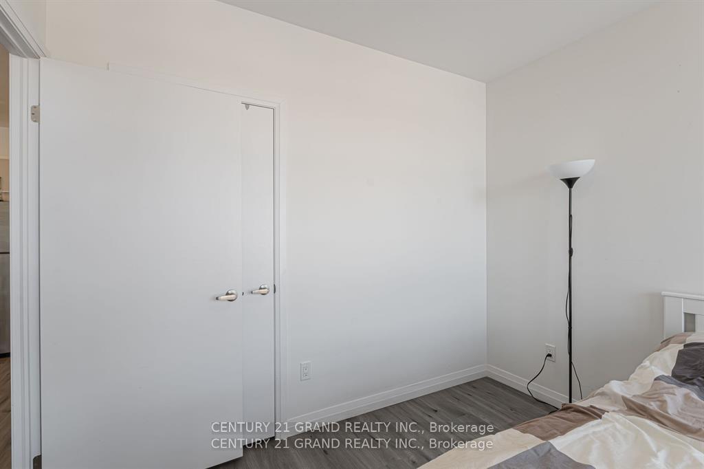 Photo 11 of Unit 503, 60 Charles Street W, Kitchener — HOMEH
