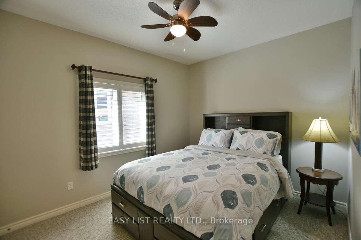 Photo 20 of 68 Kells Crescent, Collingwood — HOMEH